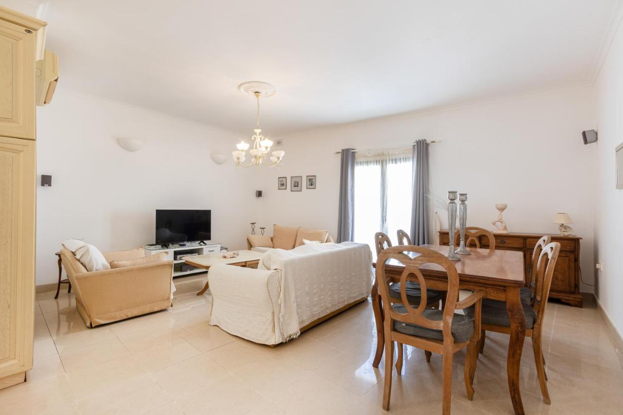 70/2- Spacious & Charming 3 Bedroom Apt In Sliema Exterior foto