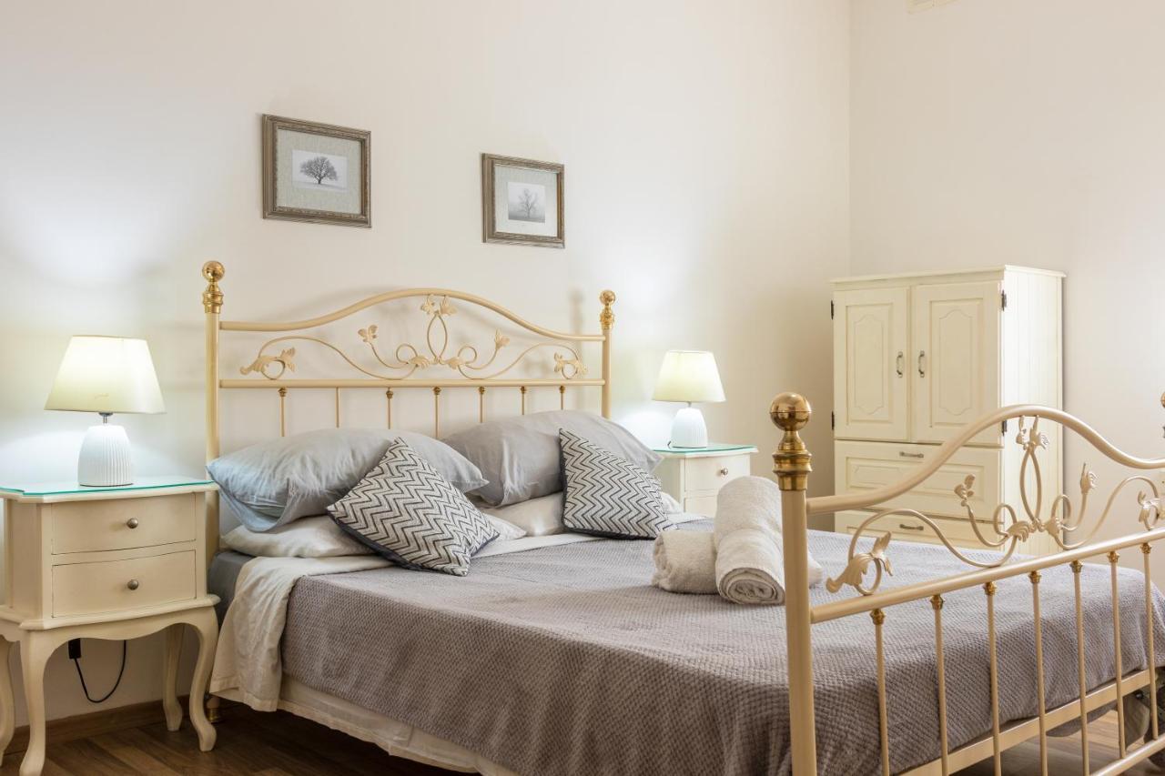 70/2- Spacious & Charming 3 Bedroom Apt In Sliema Exterior foto