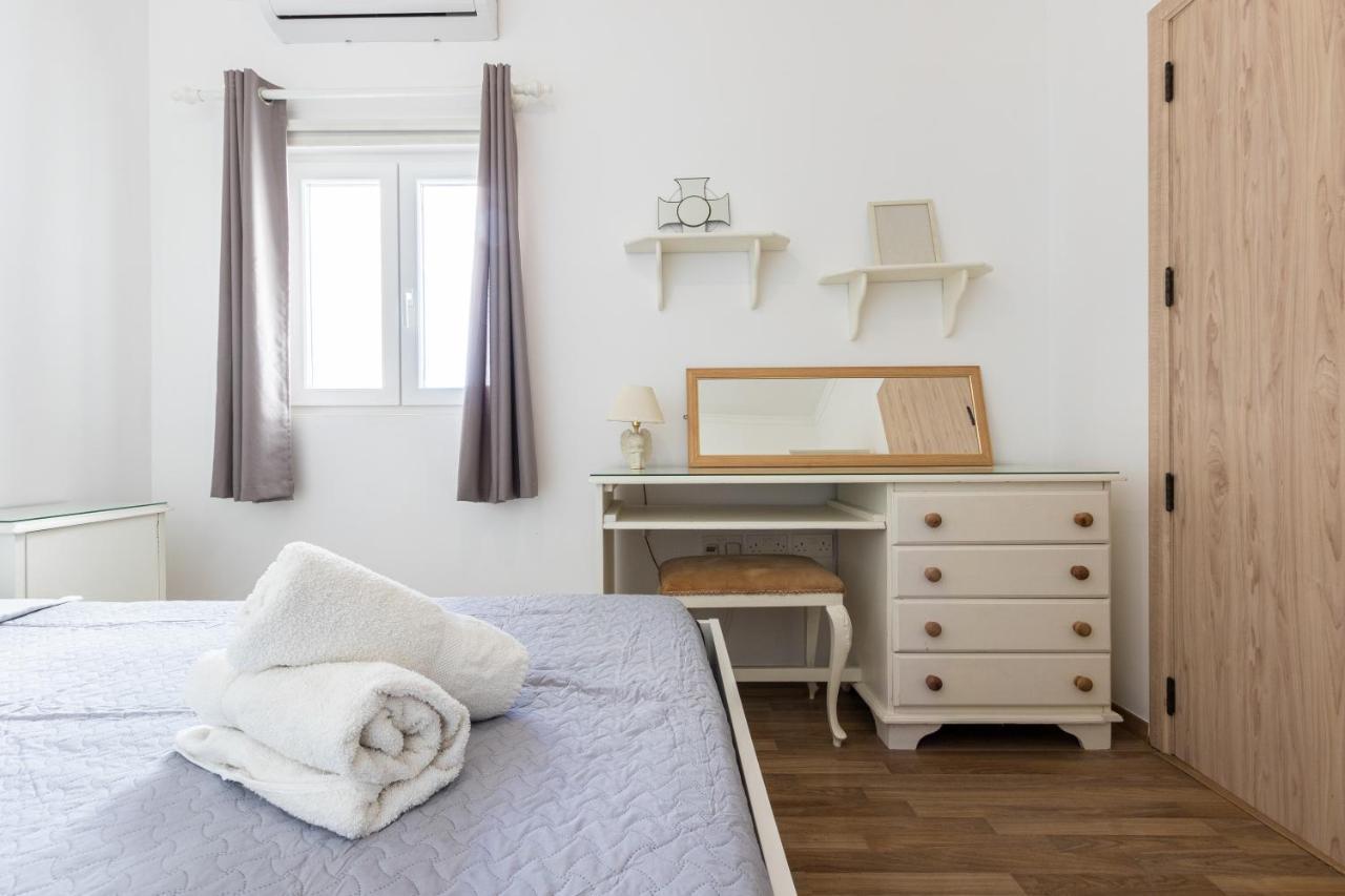 70/2- Spacious & Charming 3 Bedroom Apt In Sliema Exterior foto